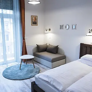 In Iii. Appartamento Budapest